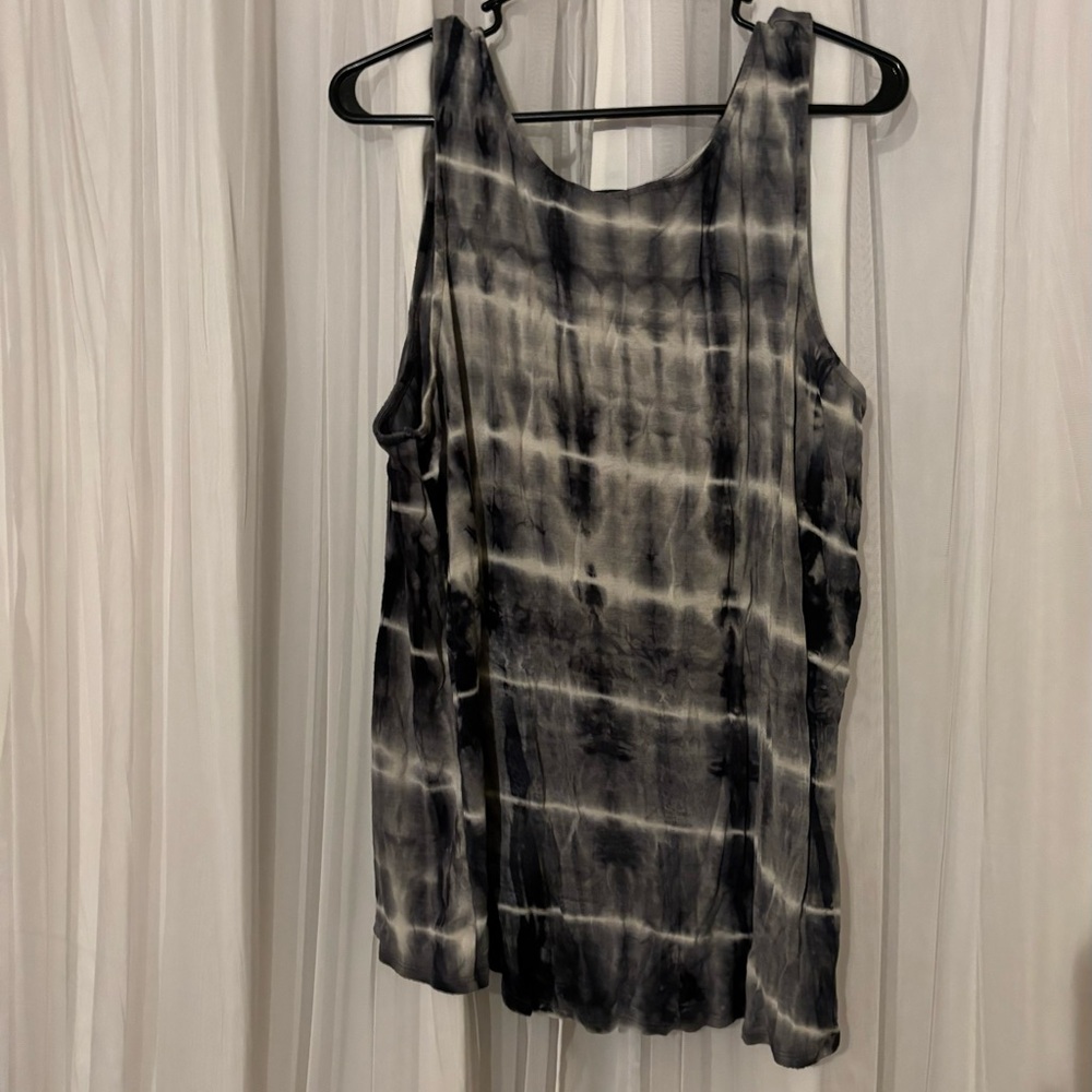 Torrid tank top
